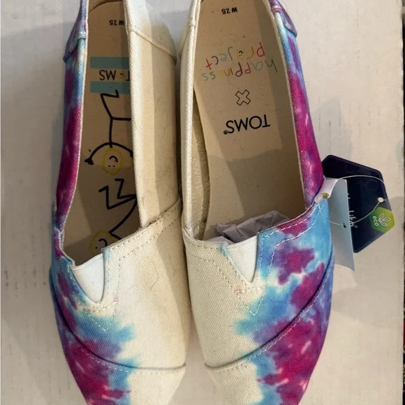 TOMS Women's Tie-Dye Canvas Shoes - Picture 1 of 3
